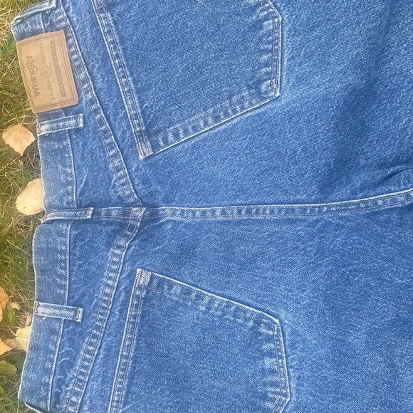 36 x 30 Wrangler silver edition Jeans - Picture 3 of 5